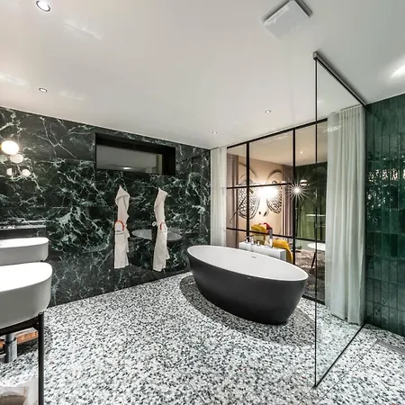 Baud - Les Collectionneurs Hotel Bonne