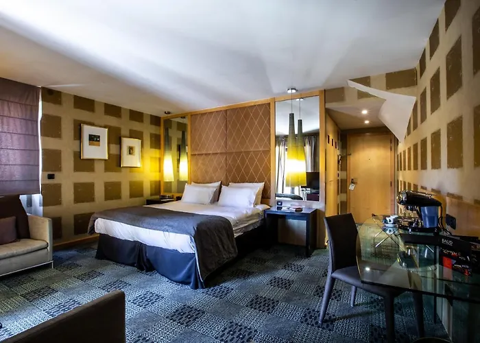 Restaurant Baud 4* 伯尼索米诺格