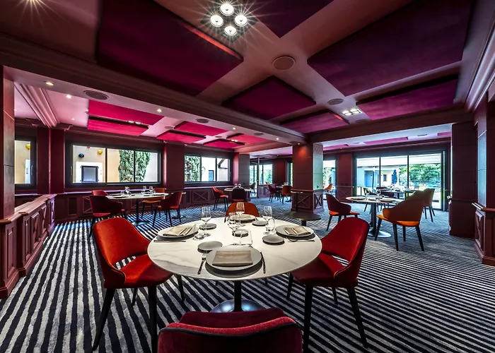 酒店 Restaurant Baud 伯尼索米诺格